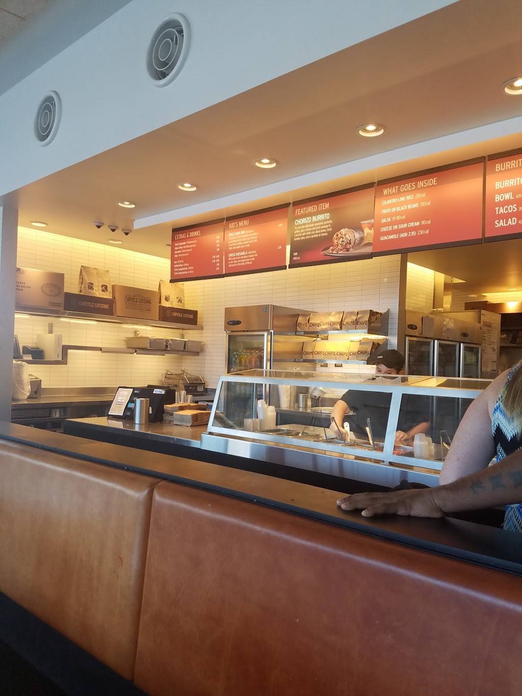 Chipotle Mexican Grill | restaurant | 6242 Little River Turnpike Ste A, Alexandria, VA 22312, USA | 7037500434 OR +1 703-750-0434