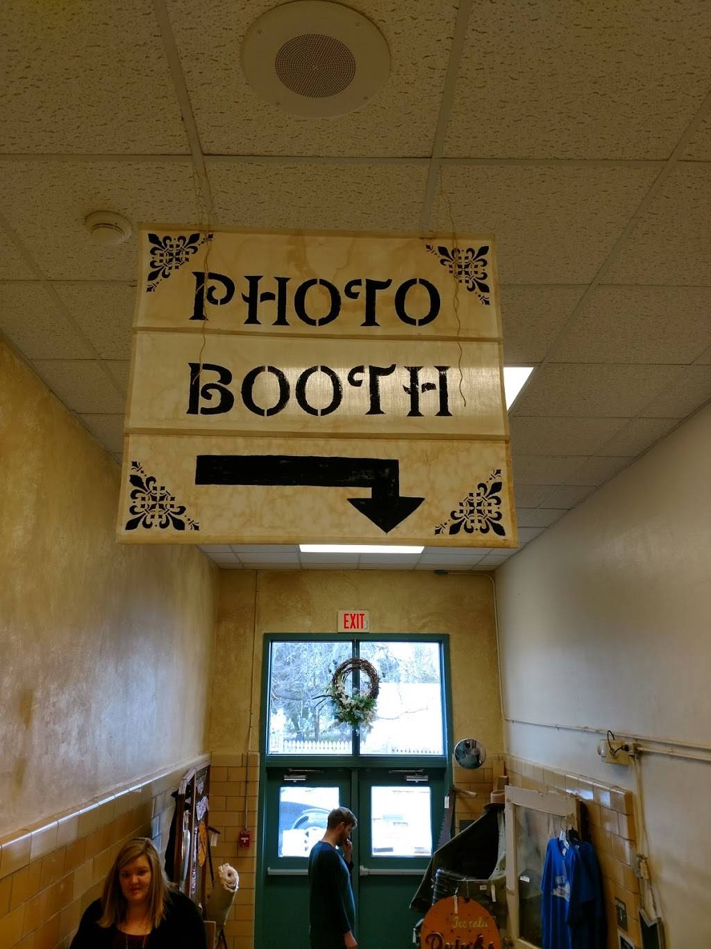 Preservation Station Market, Restaurant, and Event Center | restaurant | 9321, 9661 KY-56, Owensboro, KY 42301, USA | 2706167007 OR +1 270-616-7007