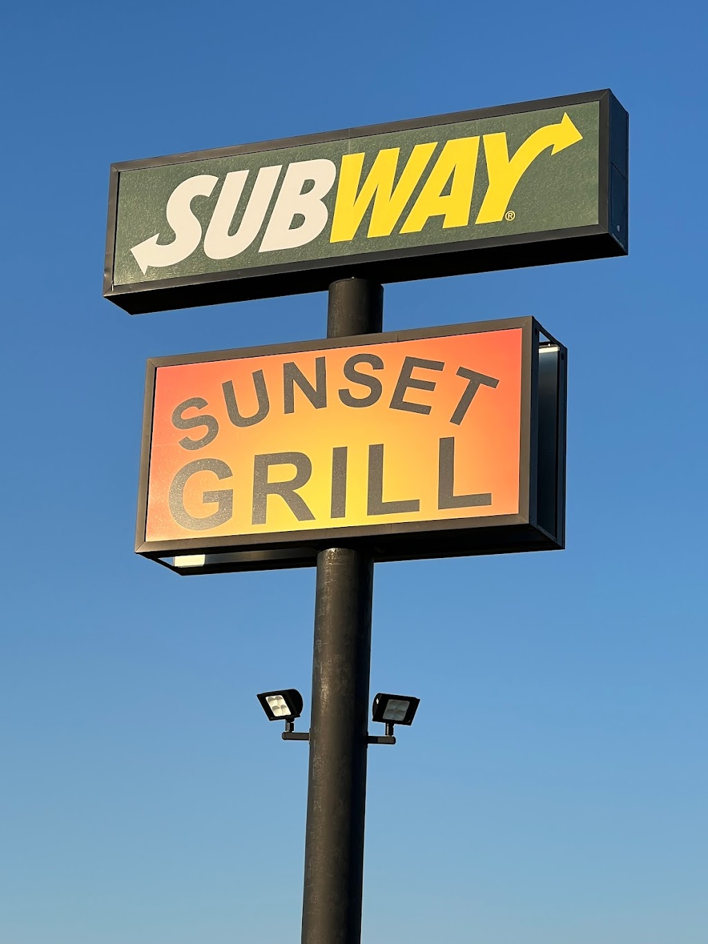 Sunset Grill | restaurant | 411 SD-73, Kadoka, SD 57543, USA | 6058372303 OR +1 605-837-2303