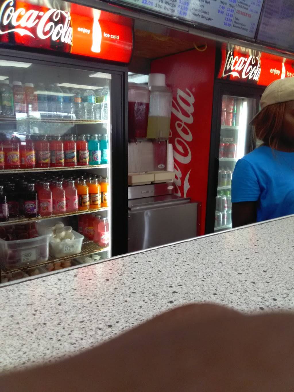 Hook Fish and Chicken | restaurant | 2600 FL-7, Lauderhill, FL 33313, USA | 9545350595 OR +1 954-535-0595