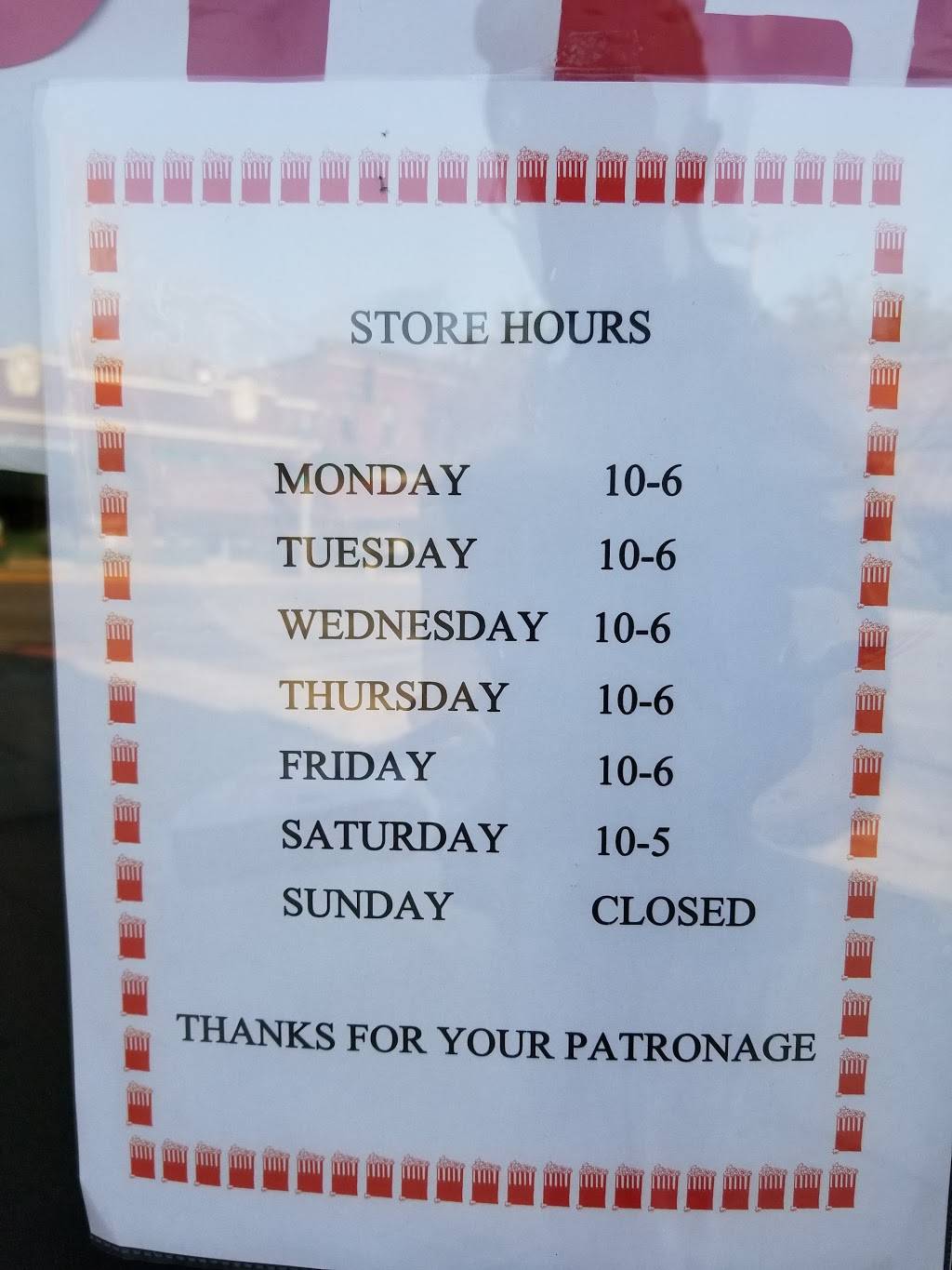 JTs CarmelKorn Station | restaurant | 108 S Seminary St, Galesburg, IL 61401, USA | 3093433339 OR +1 309-343-3339