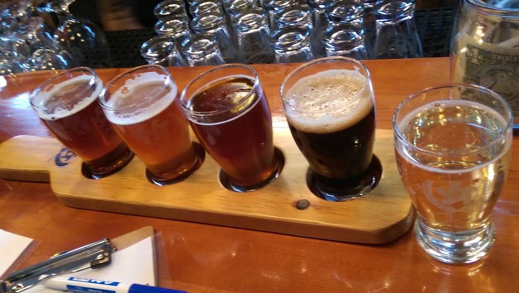 Bee Hive Brew Pub | restaurant | 20 Pleasant St, Canandaigua, NY 14424, USA | 5859192471 OR +1 585-919-2471