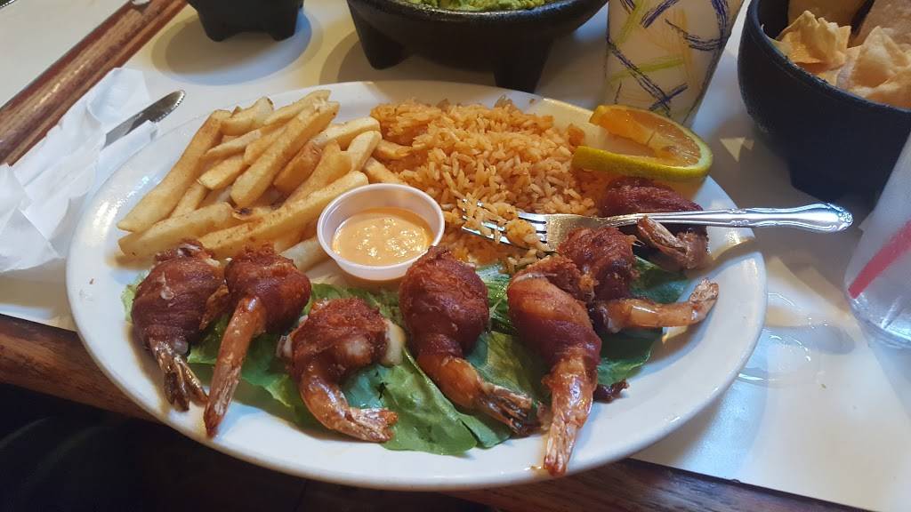 Fiesta Martin Mexican Grill | restaurant | 1330 N La Brea Ave, Inglewood, CA 90302, USA | 3106721330 OR +1 310-672-1330