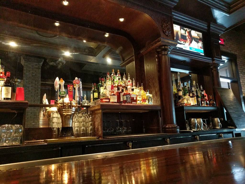 Maggianos Little Italy | restaurant | 10910 Domain Dr #100, Austin, TX 78758, USA | 5125017870 OR +1 512-501-7870