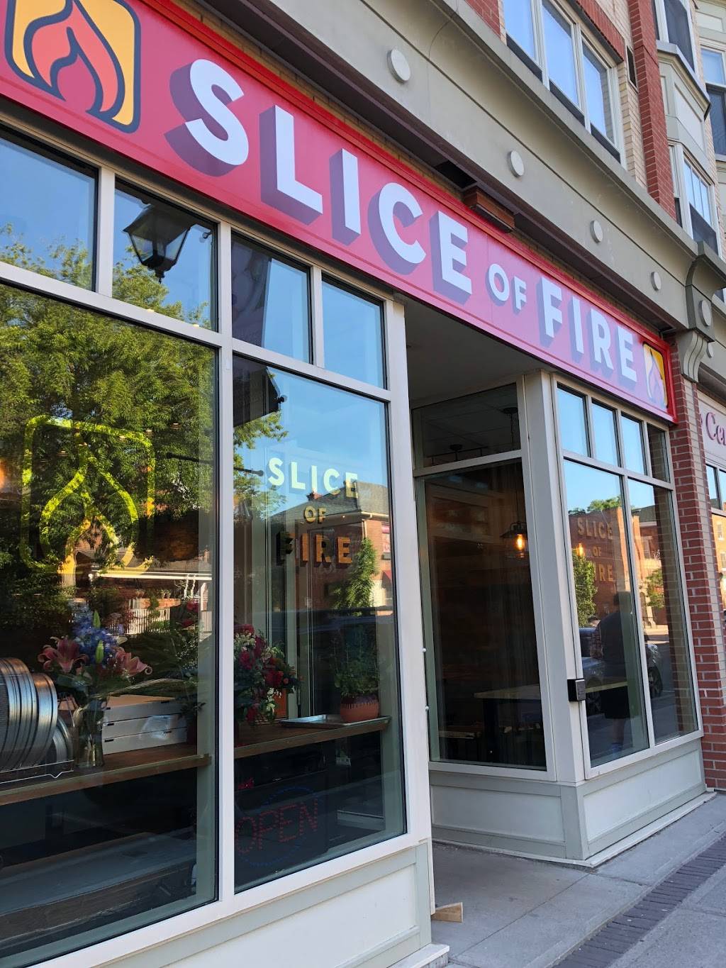 Slice of Fire Pizza | restaurant | 60 Main St N, Markham, ON L3P 1X5, Canada | 2895544321 OR +1 289-554-4321