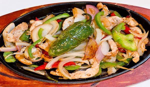 Sin Fronteras Café | restaurant | 2129 Forest Dr, Annapolis, MD 21401, USA | 4102660013 OR +1 410-266-0013