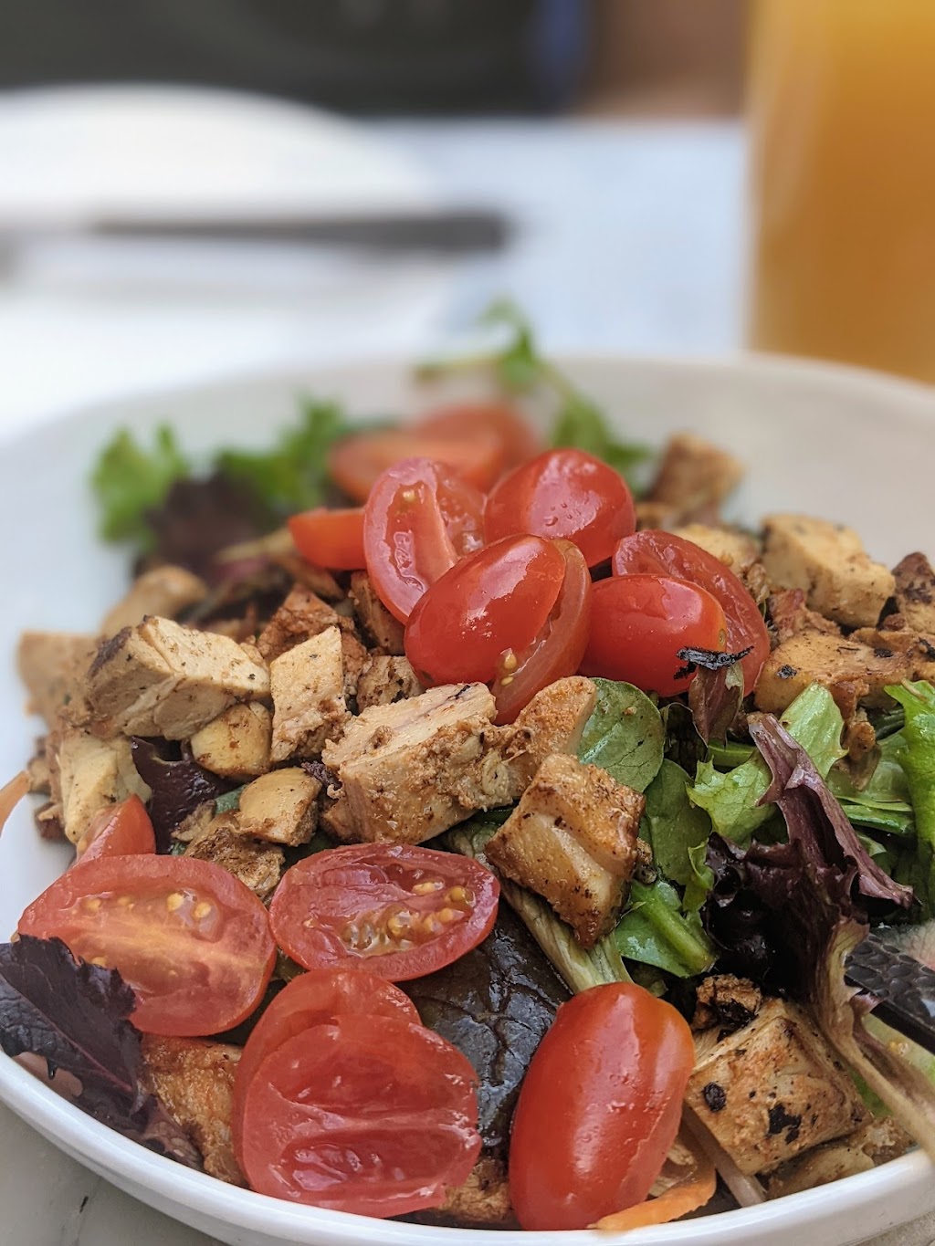 BrewVino, SF | restaurant | 2706 24th St, San Francisco, CA 94110, USA | 4158345363 OR +1 415-834-5363