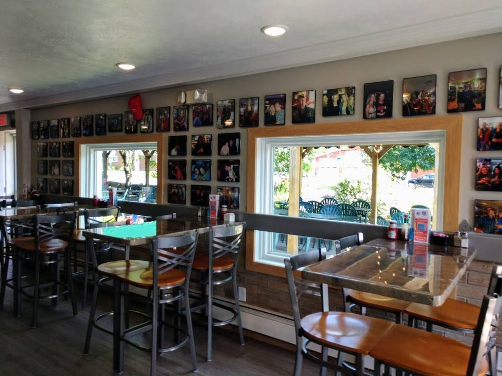 The Blue Heron | restaurant | 12050 NY-12E, Chaumont, NY 13622, USA | 3156492240 OR +1 315-649-2240