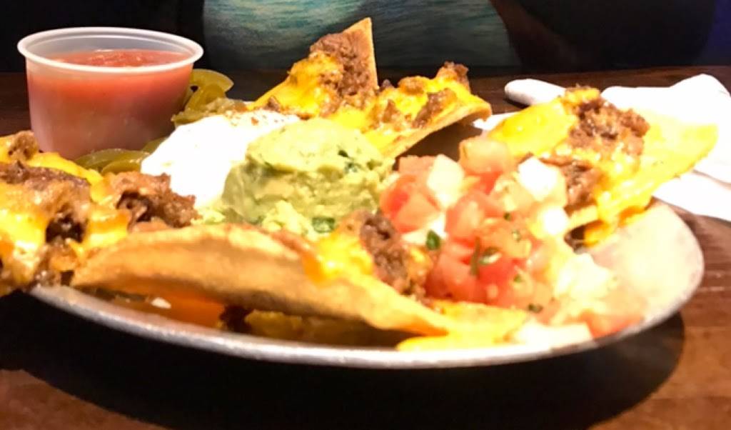 Katy Trail Ice House Outpost | restaurant | 4700 W Park Blvd, Plano, TX 75093, USA | 9725999000 OR +1 972-599-9000