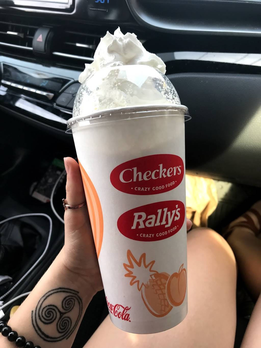 Checkers | restaurant | 823 Communipaw Ave, Jersey City, NJ 07304, USA | 2014135458 OR +1 201-413-5458