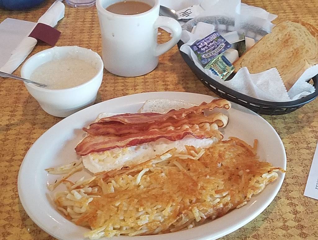 Parkway House Family Restaurant | restaurant | 5821 E W.T. Harris Blvd, Charlotte, NC 28215, USA | 7045631323 OR +1 704-563-1323