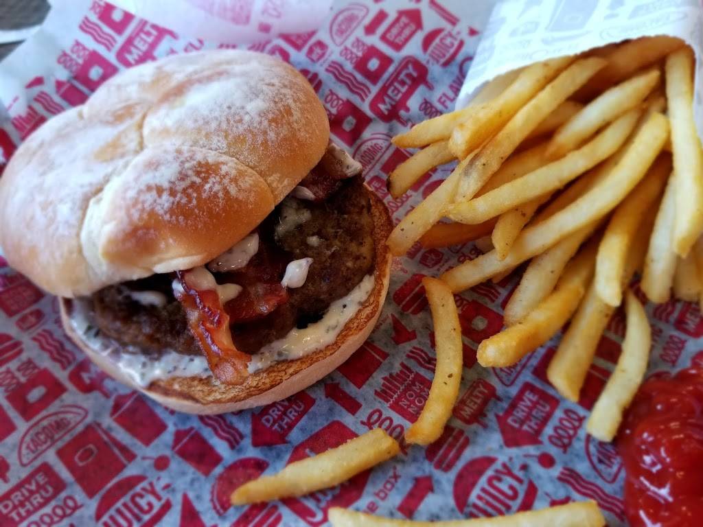 Jack in the Box | restaurant | 2210 S Harbor Blvd, Anaheim, CA 92802, USA | 7147401131 OR +1 714-740-1131