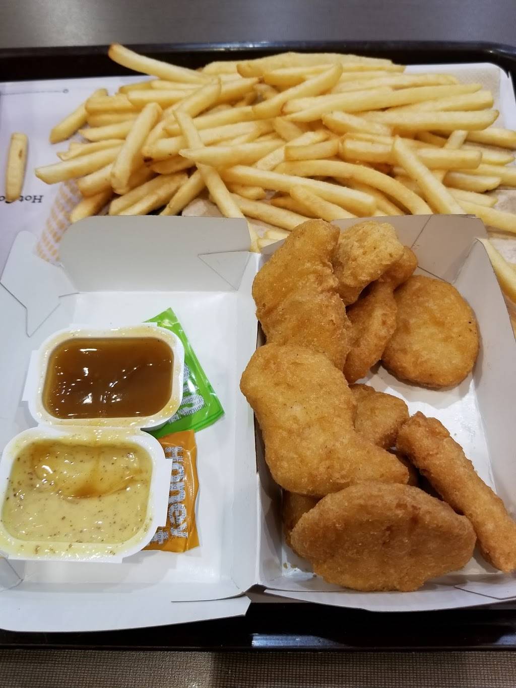 McDonalds | cafe | 10 Freetown Rd, Raymond, NH 03077, USA | 6038959396 OR +1 603-895-9396