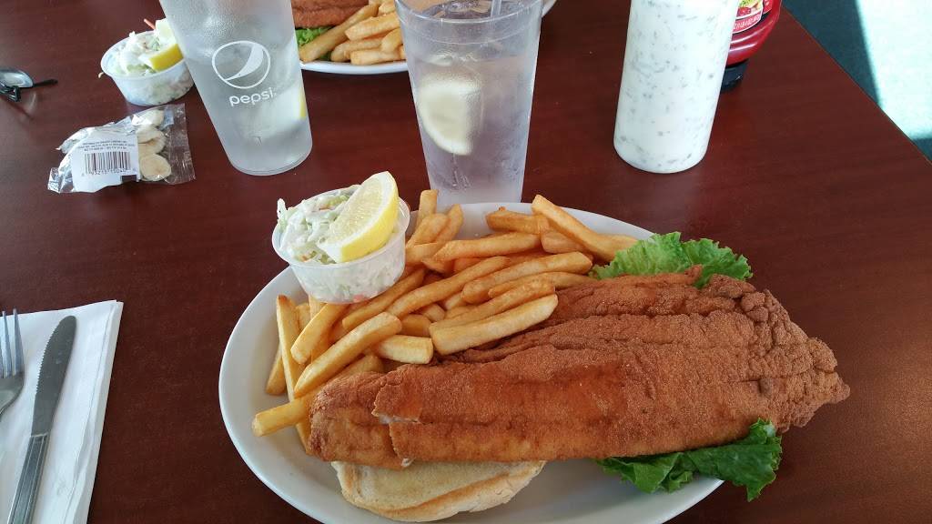 Dockside Restaurant | restaurant | 6 East Side Dr, Alton Bay, NH 03810, USA | 6038752110 OR +1 603-875-2110