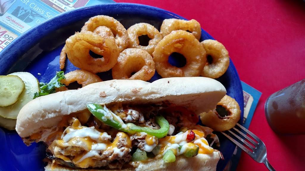 Rookies Food & Spirits | restaurant | 10267 US-14, Mazomanie, WI 53560, USA | 8444647942 OR +1 844-464-7942