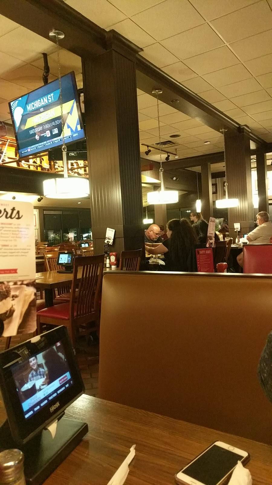 TGI Fridays | restaurant | 1001 U.S. 9, Old Bridge, NJ 08857, USA | 7327278200 OR +1 732-727-8200