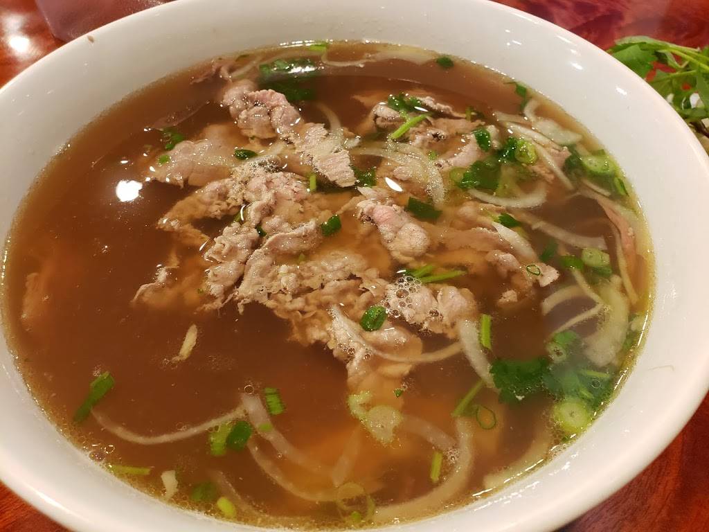 Pho Huong Que | restaurant | 200 International Blvd, Oakland, CA 94606, USA | 5107884282 OR +1 510-788-4282