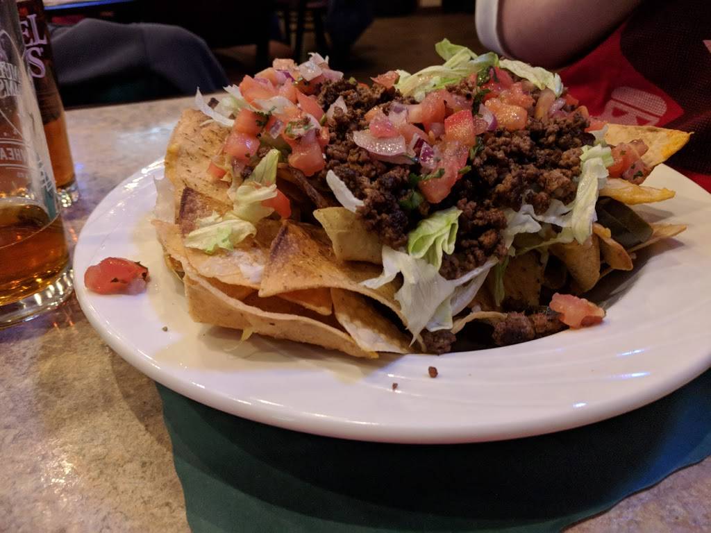 Frankie Is Bar & Grille | restaurant | 1180 Mapleview Dr, Washington, PA 15301, USA | 7247433636 OR +1 724-743-3636