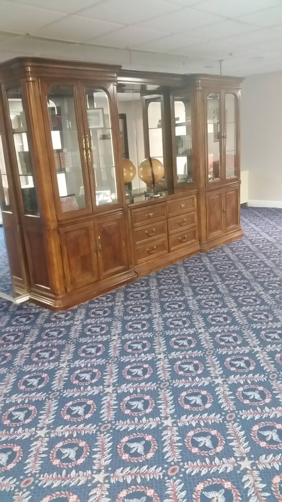 Bolling Club | restaurant | 50 Theisen St, Washington, DC 20032, USA | 2027676794 OR +1 202-767-6794