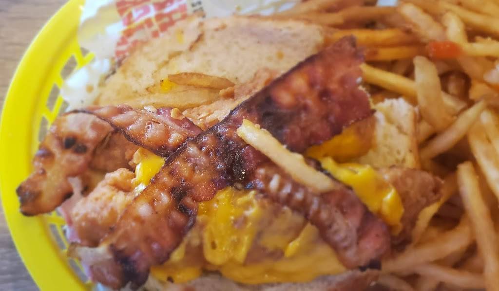 The Chicken Shack | restaurant | 7675 N Blackstone Ave #114, Fresno, CA 93720, USA | 5598783134 OR +1 559-878-3134