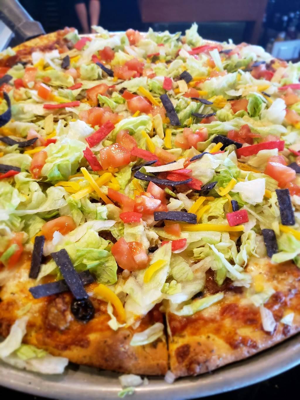 Banushis Bar & Grill | restaurant | 800 Nygaard St, Stoughton, WI 53589, USA | 6088733700 OR +1 608-873-3700