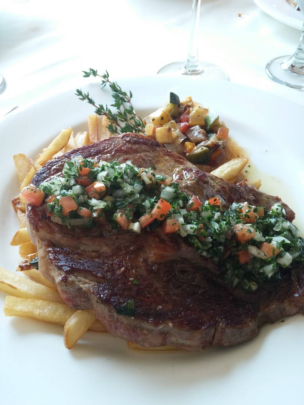 Costa del Sol Restaurant | restaurant | 901 Wethersfield Ave, Hartford, CT 06114, USA | 8602961714 OR +1 860-296-1714