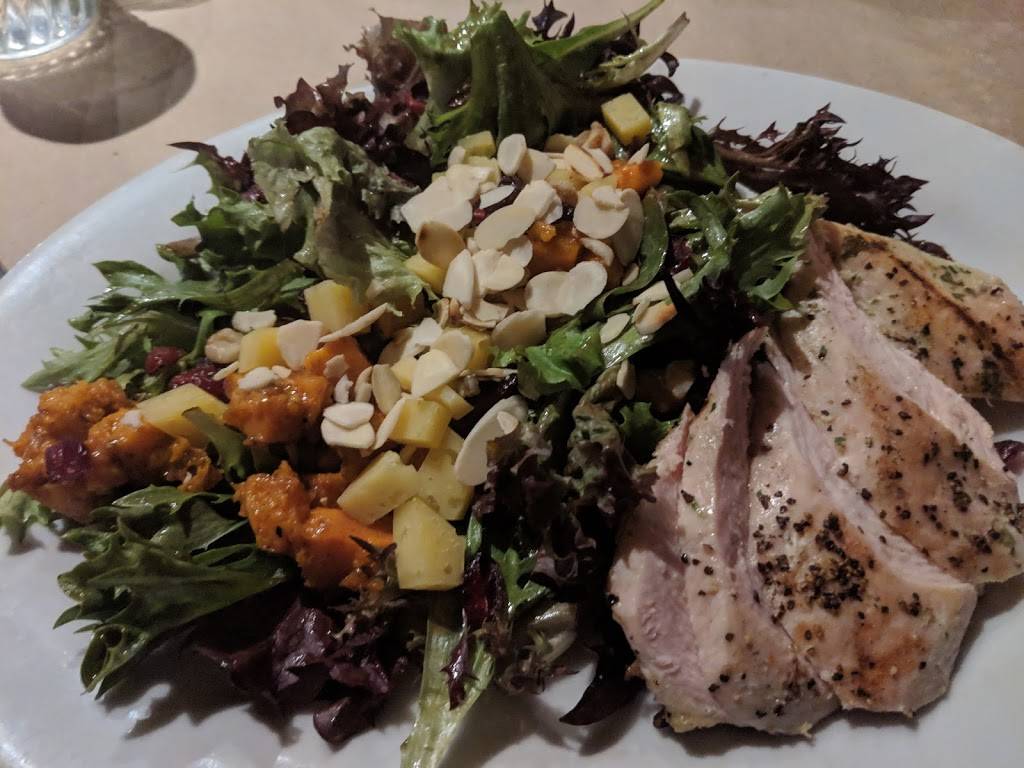 Cedar Street Grille | restaurant | 12 Cedar St, Sturbridge, MA 01566, USA | 5083475800 OR +1 508-347-5800