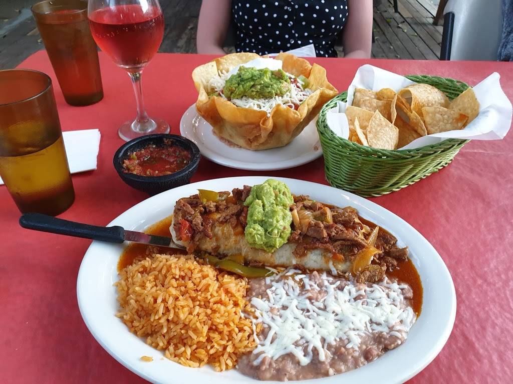 Casa Mendoza. Mexican Restaurant | restaurant | 40869 Sierra Dr, Three Rivers, CA 93271, USA | 5595617283 OR +1 559-561-7283