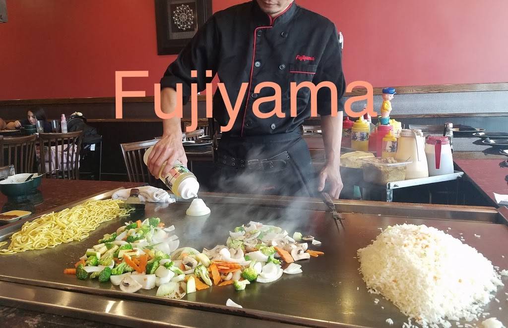 Fujiyama Japanese Steakhouse | restaurant | 1233 W Morton Ave, Jacksonville, IL 62650, USA | 2172438688 OR +1 217-243-8688