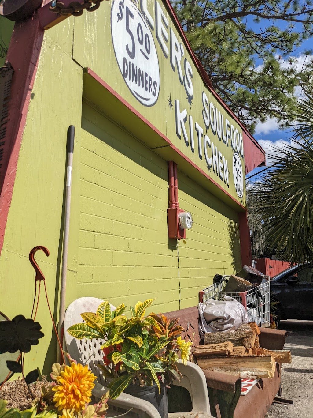 Millers Produce Soulfood Kitchen | restaurant | 7303 N Pearl St, Jacksonville, FL 32208, USA | 9045533741 OR +1 904-553-3741