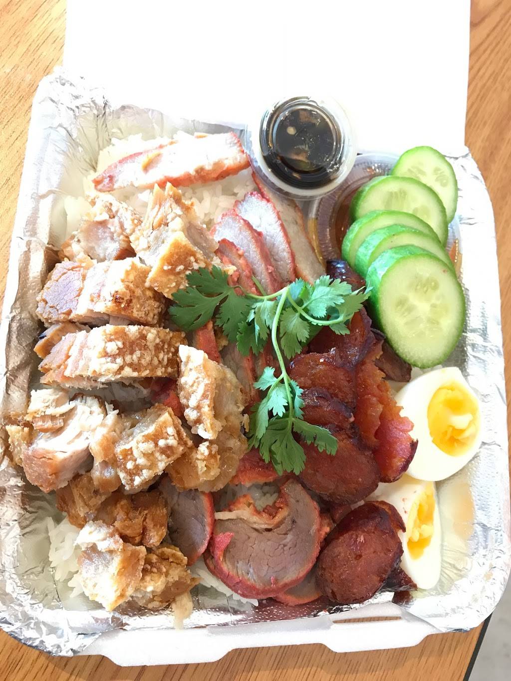 Mine Eathai | restaurant | 10444 Knott Ave, Anaheim, CA 92804, USA | 7142299208 OR +1 714-229-9208