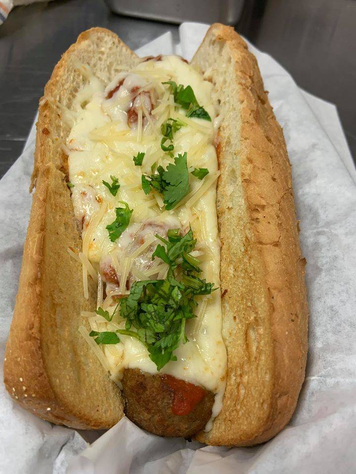 Conners Pizzeria & Grill | restaurant | inside Mollys Diamond Tavern, 9821 S Eastern Ave, Las Vegas, NV 89183, USA | 7023810989 OR +1 702-381-0989