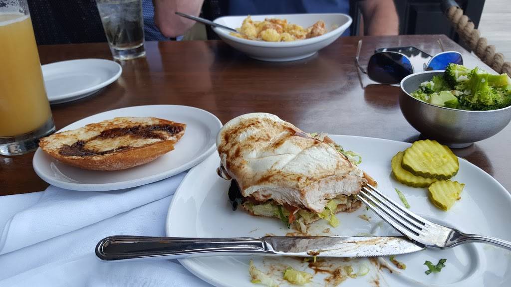 Tony C’s Seaport | restaurant | 250 Northern Ave, Boston, MA 02210, USA | 6178567369 OR +1 617-856-7369