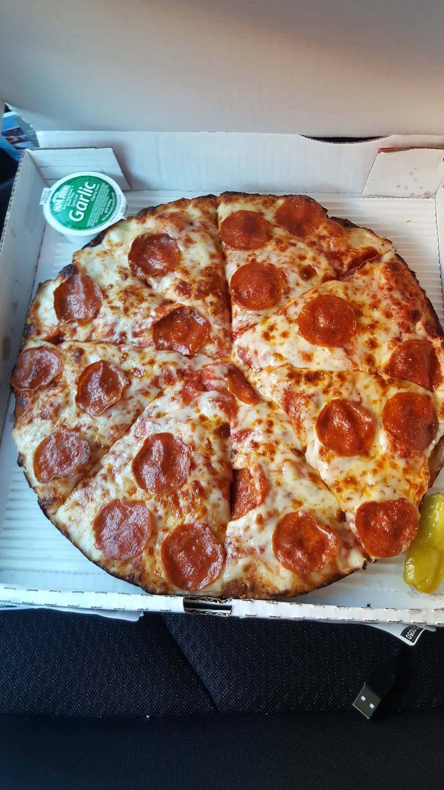 Papa Johns Pizza | restaurant | 2221 S Wayne Rd, Westland, MI 48186, USA | 7344677272 OR +1 734-467-7272