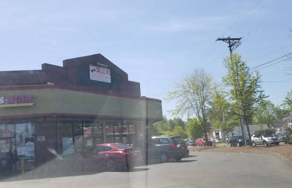 La Oveja Negra Eatery | restaurant | 806 72nd St E, Tacoma, WA 98404, USA | 2538305843 OR +1 253-830-5843