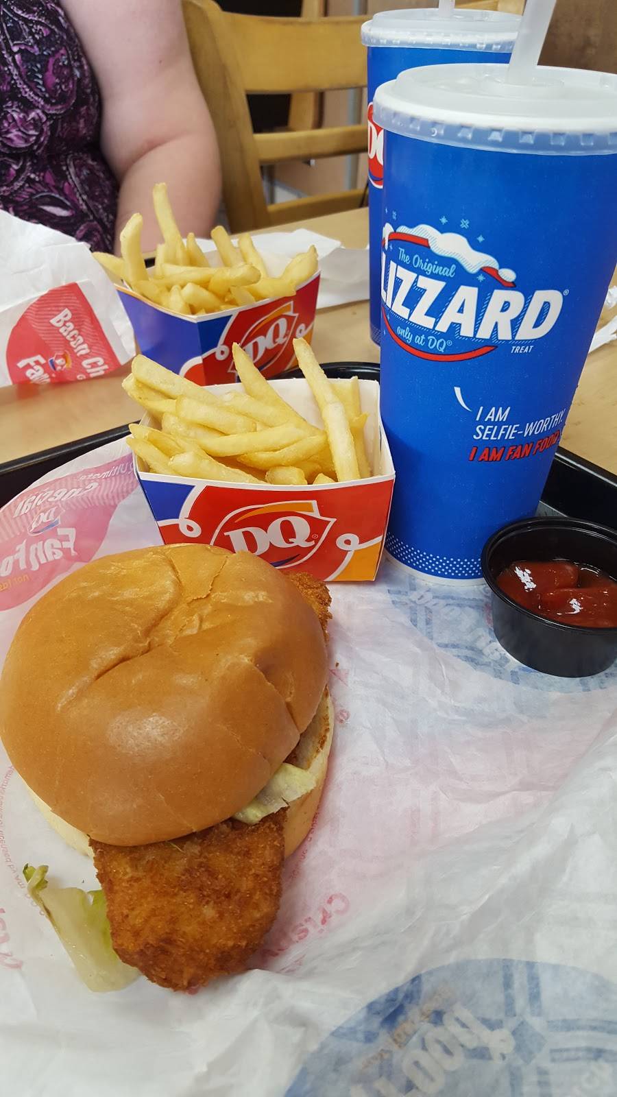 Dairy Queen Grill & Chill | restaurant | 7720 149th St W, Apple Valley, MN 55124, USA | 9529533961 OR +1 952-953-3961