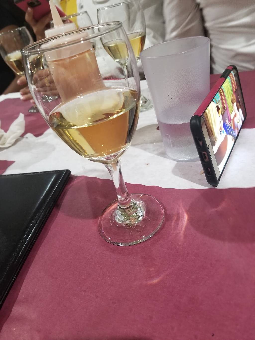 Encuentro Latino | restaurant | 37-29 103rd St, Flushing, NY 11368, USA | 7187794245 OR +1 718-779-4245