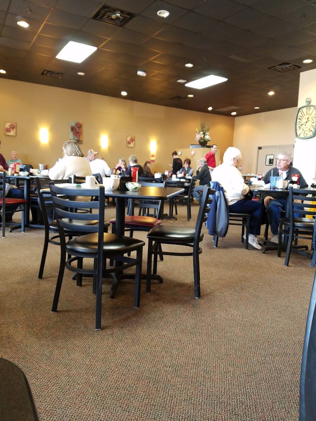 Falls Cafe | restaurant | 1118 Plankview Green Blvd, Sheboygan Falls, WI 53085, USA | 9205500060 OR +1 920-550-0060