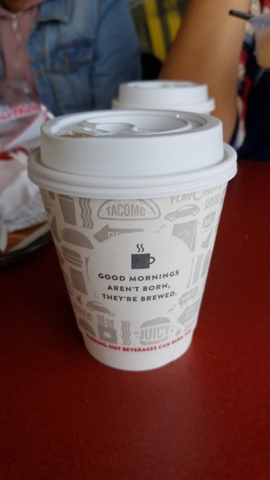 Jack in the Box | restaurant | 316 W Foothill Blvd, Rialto, CA 92376, USA | 9098750890 OR +1 909-875-0890