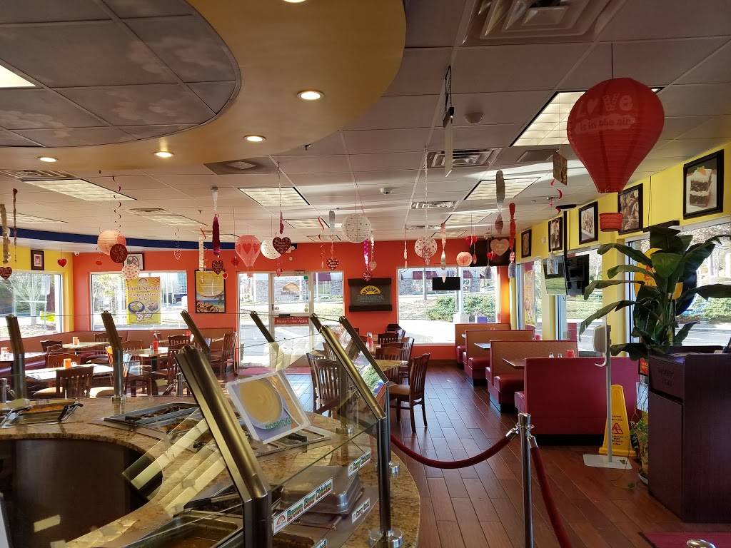 Golden Krust Caribbean Restaurant | restaurant | 2960 Stonecrest Pass, Lithonia, GA 30038, USA | 7706749010 OR +1 770-674-9010