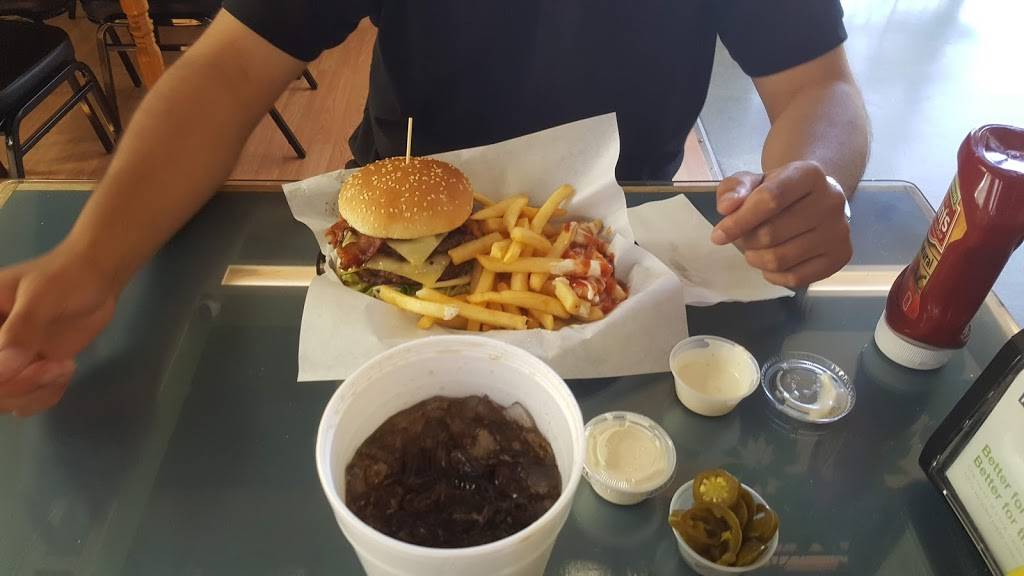 Juicys | restaurant | 104 E Glendale Ave, Sparks, NV 89431, USA | 7753587300 OR +1 775-358-7300