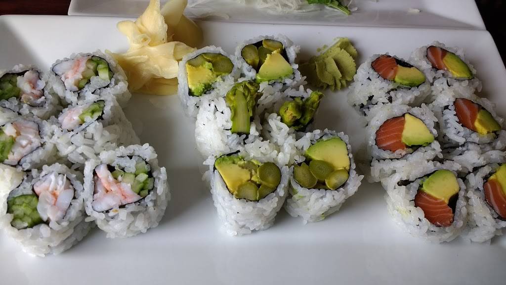 Well-Being Sushi | restaurant | 10 Knickerbocker Rd, Dumont, NJ 07628, USA | 2013855300 OR +1 201-385-5300