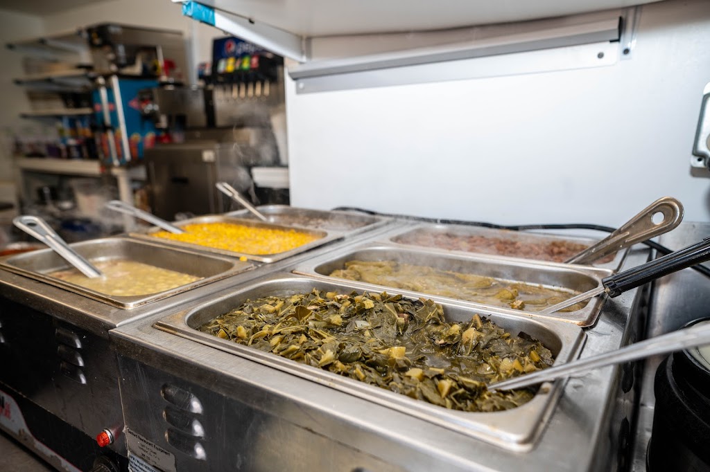 Jurlines Soul Food Cafe | restaurant | 2117 26th Ave, Tuscaloosa, AL 35401, USA | 2052487640 OR +1 205-248-7640