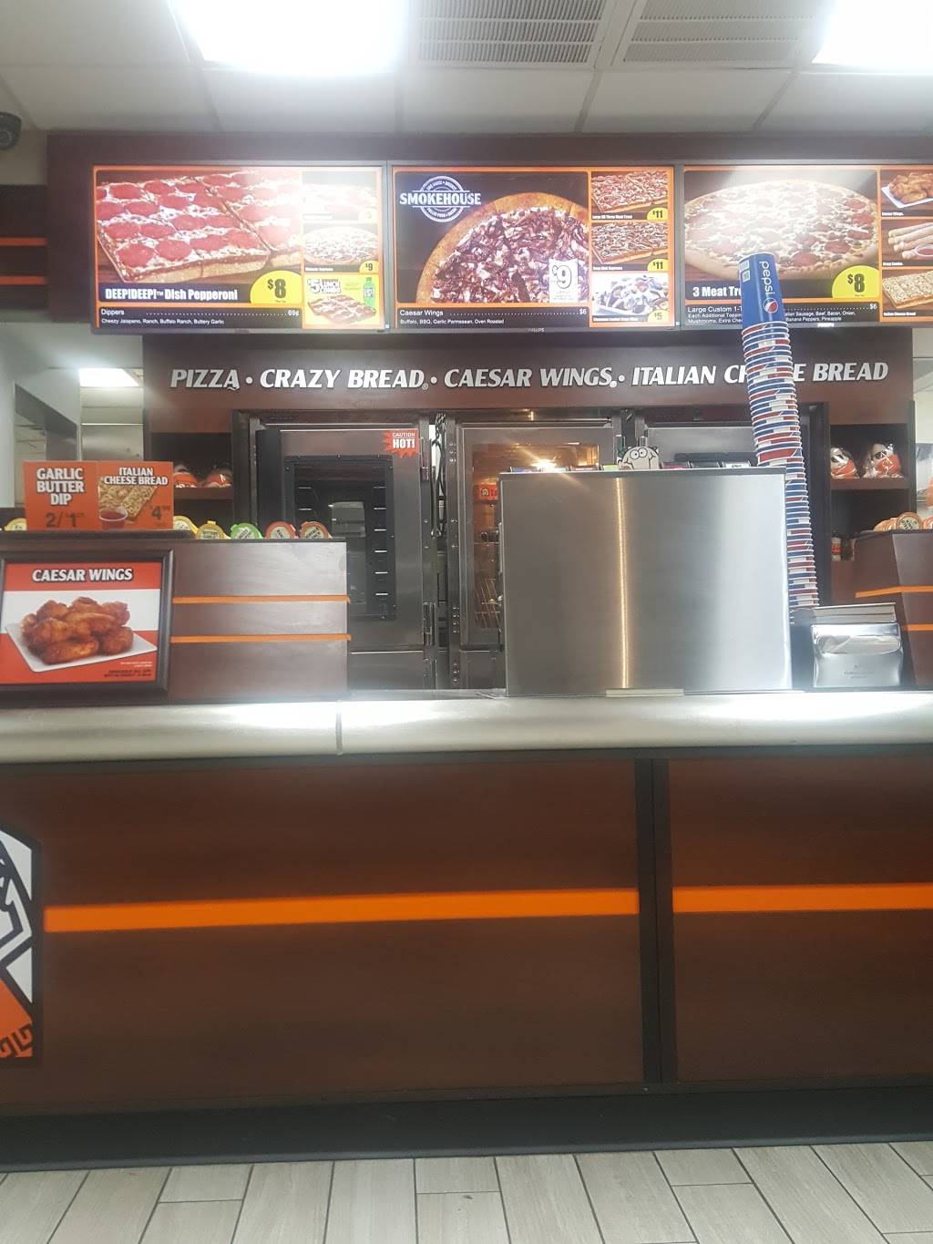 Little Caesars Pizza | meal takeaway | 200 S Henrietta St, Effingham, IL 62401, USA | 2173470491 OR +1 217-347-0491