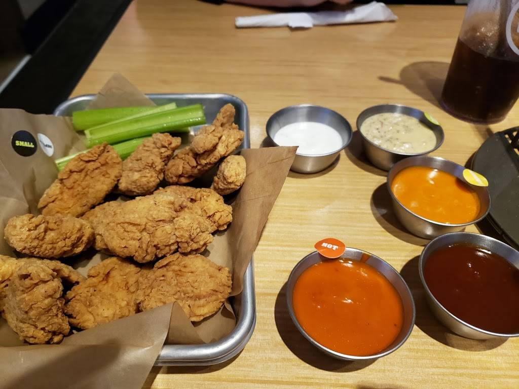 Buffalo Pub and Grill | restaurant | 717 Higuera St, San Luis Obispo, CA 93401, USA | 8055445534 OR +1 805-544-5534