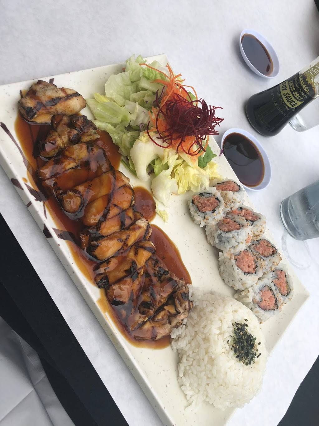 Banzai Marina | restaurant | 120 S California St, Ventura, CA 93001, USA | 8056435200 OR +1 805-643-5200