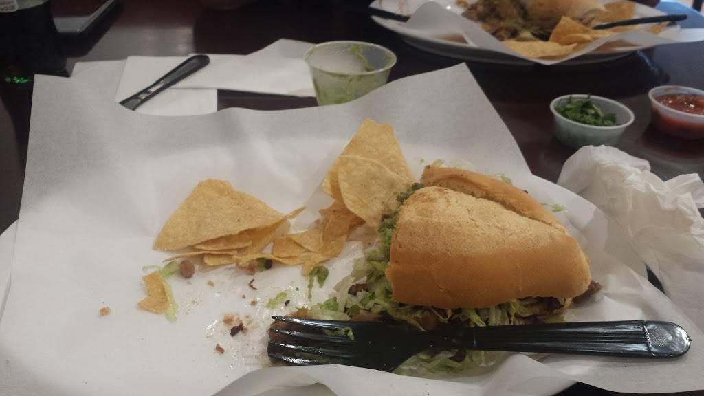 Rudys Restaurant | restaurant | 1001 Casitas Pass Rd, Carpinteria, CA 93013, USA | 8056847839 OR +1 805-684-7839