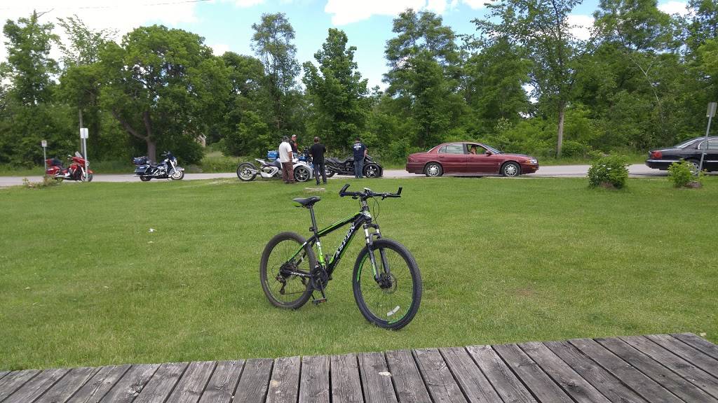 Waters Edge Restaurant | restaurant | 50 Canal St E, Bobcaygeon, ON K0M 1A0, Canada | 7057381802 OR +1 705-738-1802