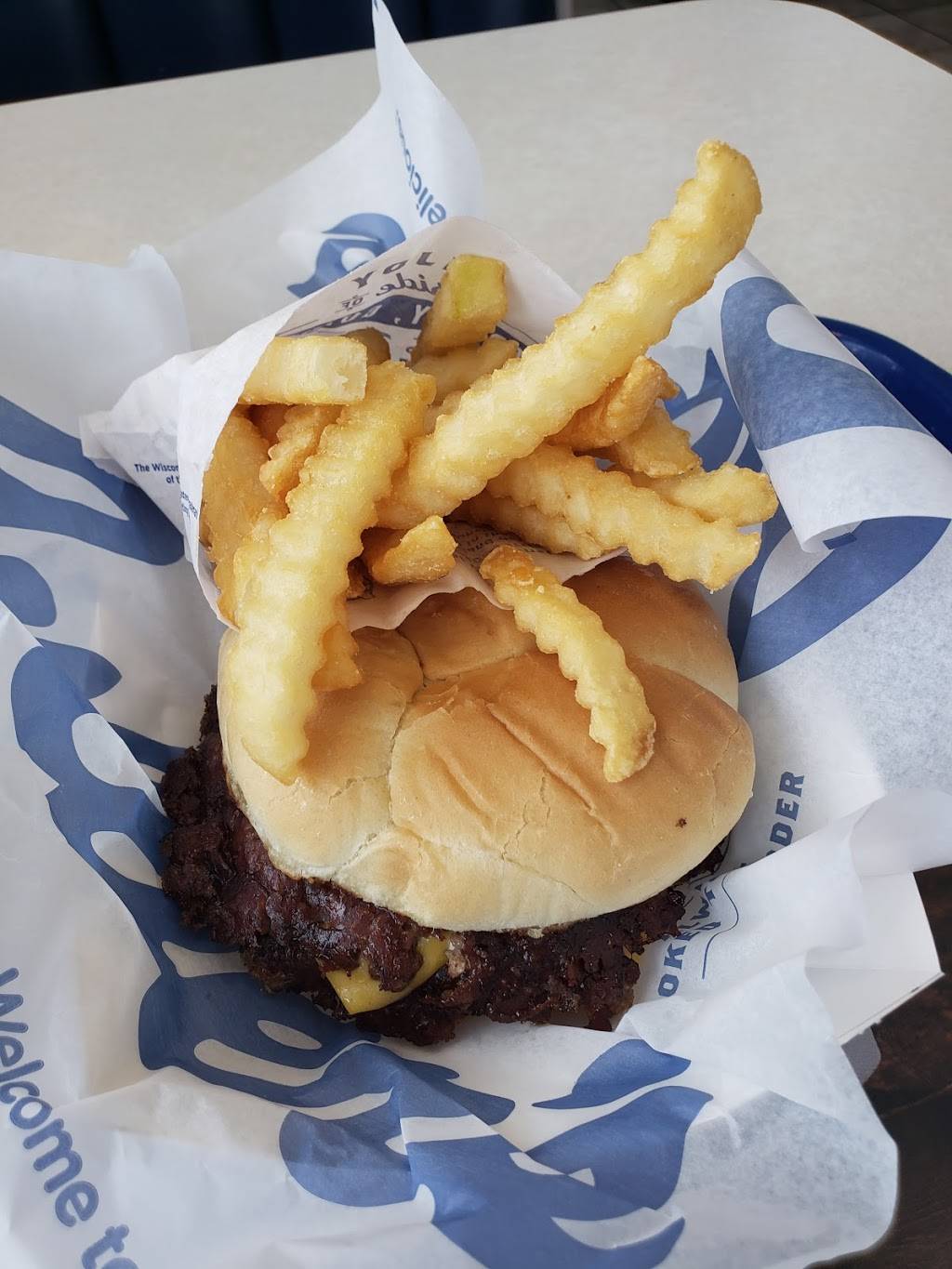 Culvers | restaurant | 1925 Prairie Crossing, Kansas City, KS 66111, USA | 9134007300 OR +1 913-400-7300