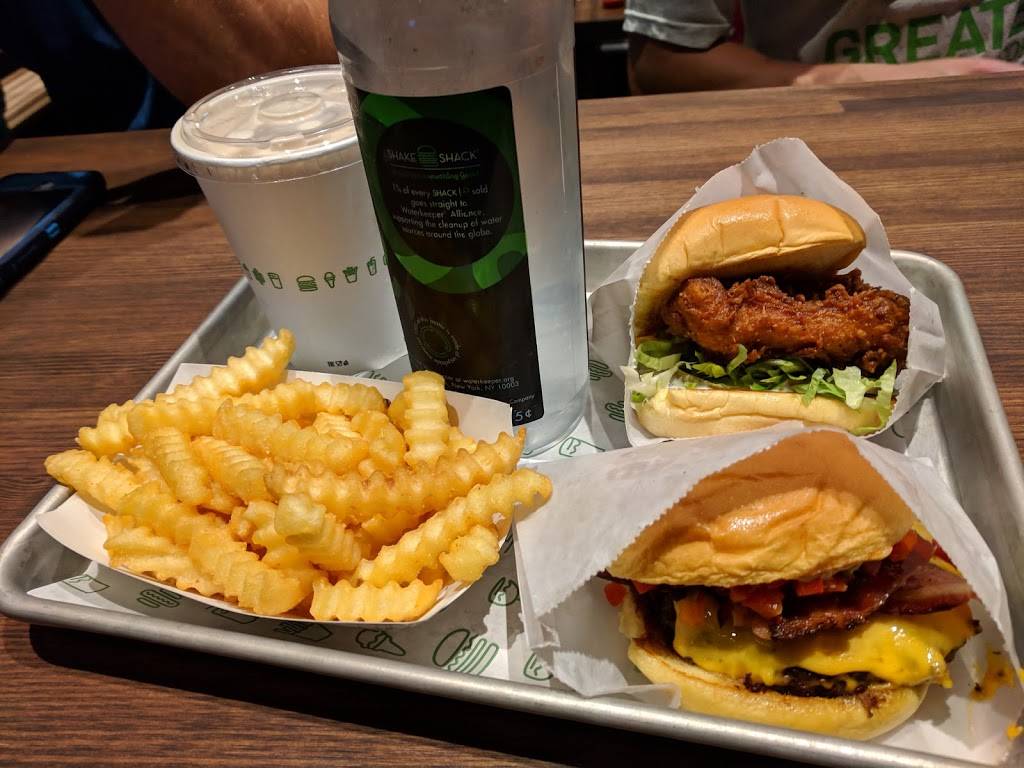 Shake Shack | restaurant | 200 Summit Blvd Suite 100, Birmingham, AL 35243, USA | 2053542771 OR +1 205-354-2771